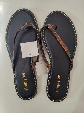 Simply Be Flip Flop Sandals Extra Wide - US Size 8
